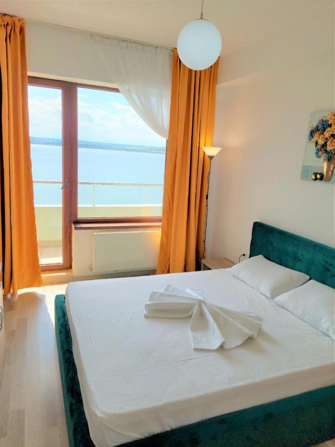 North Club Apartments Mamaia Esterno foto